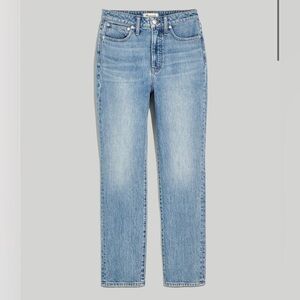 Madewell The Petite Curvy Perfect Vintage Jean in Heathcote Wash- 29P